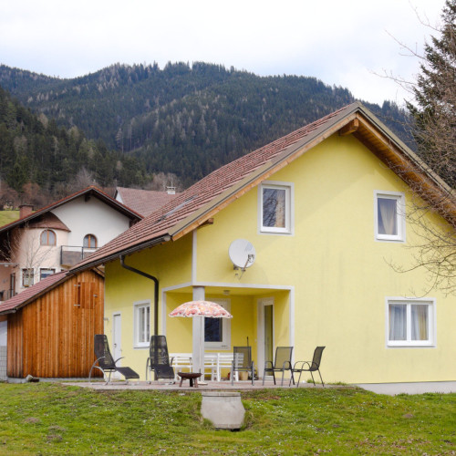 Narrenhaus sillweg fohnsdorf aussenansicht 08 16x9