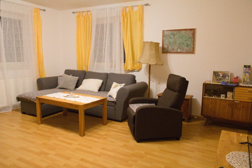 Narrenhaus sillweg fohnsdorf wohnzimmer 03